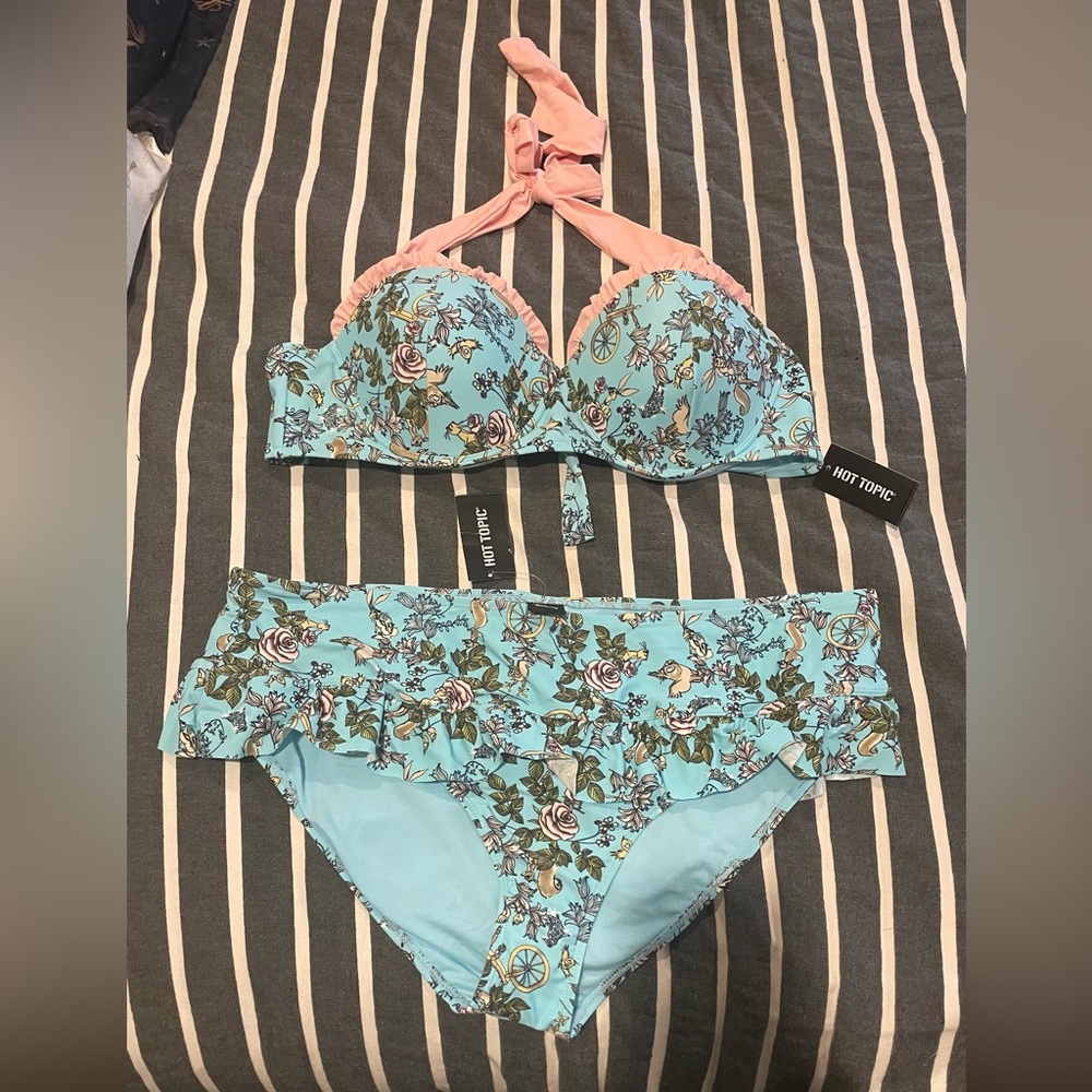BNWT Hot Topic Aurora Sleeping Beauty Disney 2 piece swimsuit plus size